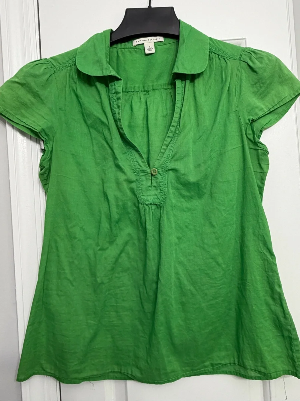 Banana Republic Bright Green Short-Sleeve Peasant Blouse